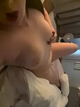 NANA_7 – webcam model profile photo Image 7