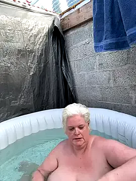 PumaShyXD – webcam model profile photo Image 5