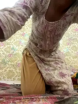 oxo_yuna_oxo – webcam model profile photo Image 11