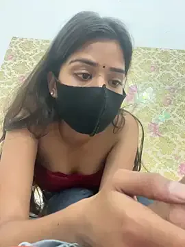 oxo_yuna_oxo – webcam model profile photo Image 12