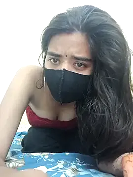 oxo_yuna_oxo – webcam model profile photo Image 4