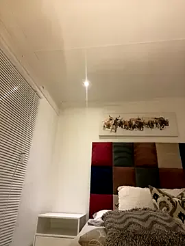 Yui-Ch – webcam model profile photo Image 3