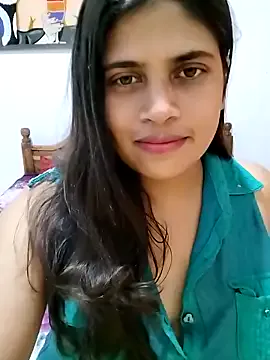 maataaan – webcam model profile photo Image 13