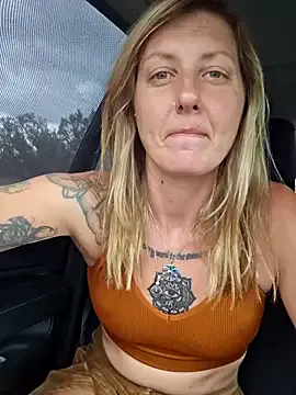 art_porno – webcam model profile photo Image 12