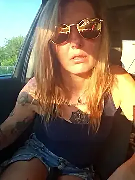 art_porno – webcam model profile photo Image 2