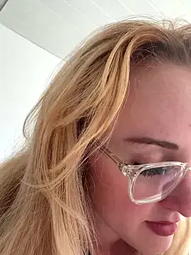 nathi_poyo – webcam model profile photo Image 13