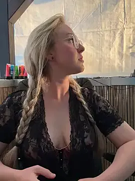 nathi_poyo – webcam model profile photo Image 6