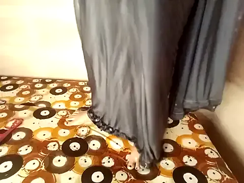 Yui-Ch – webcam model profile photo Image 11