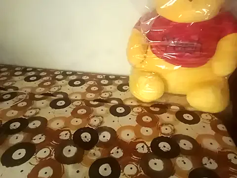 Yui-Ch – webcam model profile photo Image 17