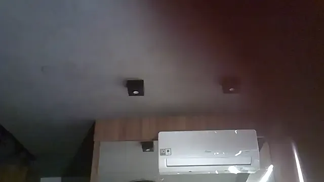 oxo_yuna_oxo – webcam model profile photo Image 12