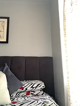 oxo_yuna_oxo – webcam model profile photo Image 14