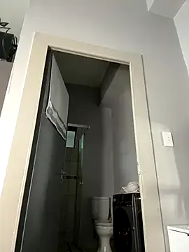 oxo_yuna_oxo – webcam model profile photo Image 4