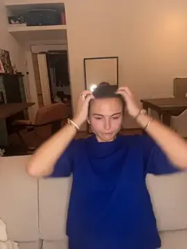 Priyanka_Pal – webcam model profile photo Image 4