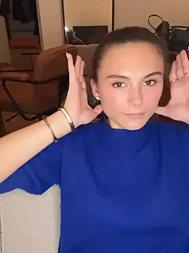 Priyanka_Pal – webcam model profile photo Image 8