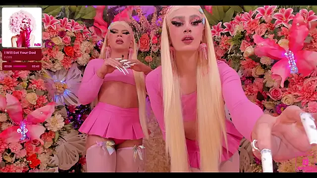 oxo_yuna_oxo – webcam model profile photo Image 8