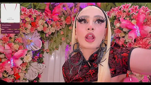 oxo_yuna_oxo – webcam model profile photo Image 9