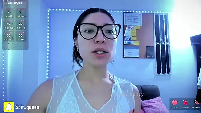 Awesomelusty – webcam model profile photo Image 13