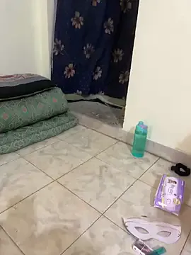 Hornyblond_Bella – webcam model profile photo Image 4