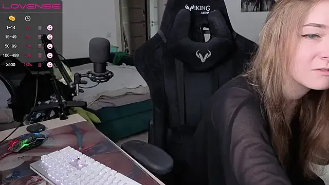 Garima_G – webcam model profile photo Image 5