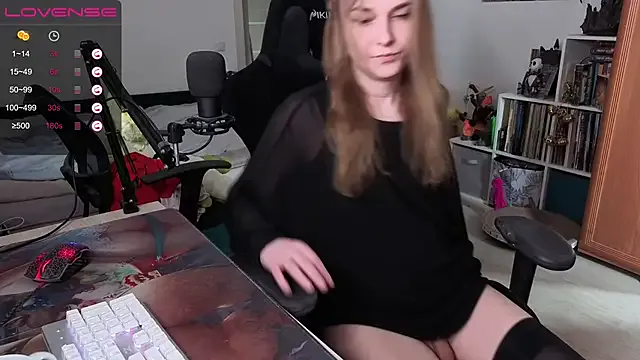 Garima_G – webcam model profile photo Image 6