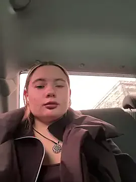 oxo_yuna_oxo – webcam model profile photo Image 15