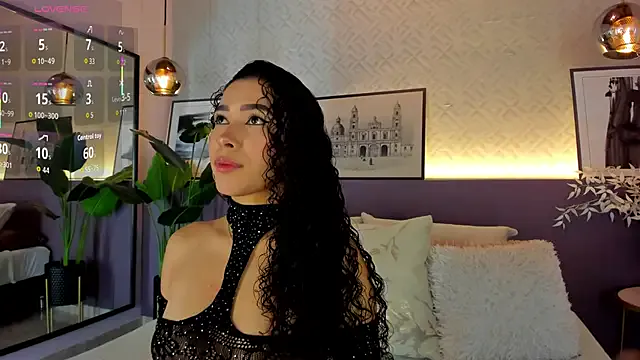 Awesomelusty – webcam model profile photo Image 6