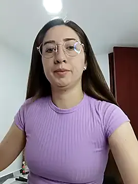 ViviVIsion – webcam model profile photo Image 2