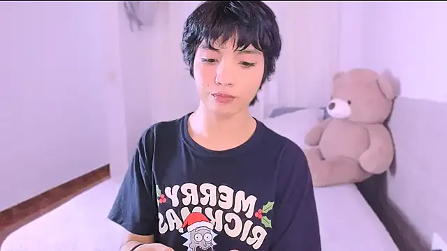 roouse – webcam model profile photo Image 5