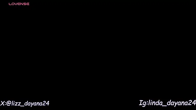 oxo_yuna_oxo – webcam model profile photo Image 4