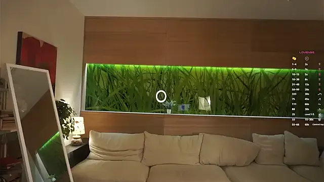 ValeryRouge – webcam model profile photo Image 6