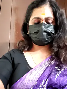 oxo_yuna_oxo – webcam model profile photo Image 12