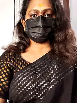 oxo_yuna_oxo – webcam model profile photo Image 7