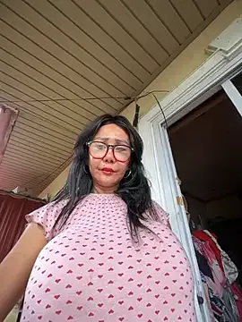 oxo_yuna_oxo – webcam model profile photo Image 7