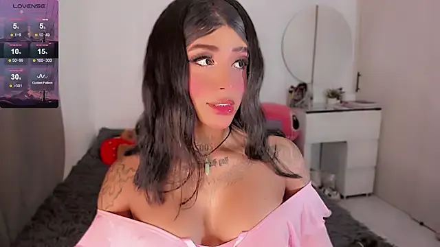 NinaVegas – webcam model profile photo Image 6