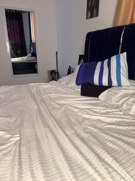 oxo_yuna_oxo – webcam model profile photo Image 17