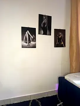 oxo_yuna_oxo – webcam model profile photo Image 5