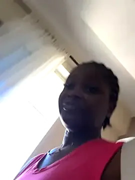 oxo_yuna_oxo – webcam model profile photo Image 6