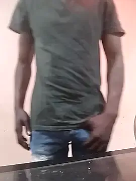 Nonchan_ – webcam model profile photo Image 2