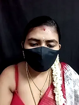 Awesomelusty – webcam model profile photo Image 12