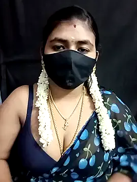 Awesomelusty – webcam model profile photo Image 14