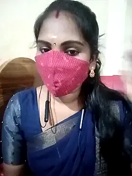 Awesomelusty – webcam model profile photo Image 16