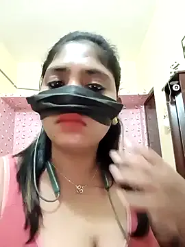 AliceSampaoli – webcam model profile photo Image 4