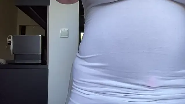 oxo_yuna_oxo – webcam model profile photo Image 5