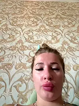 ManaMi-maru – webcam model profile photo Image 7