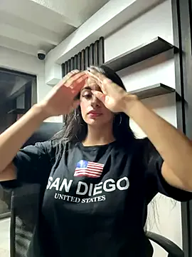 EmmaPellegrini – webcam model profile photo Image 14