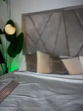 Kelly – webcam model profile photo Image 5