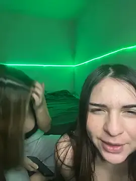 Mia--meow – webcam model profile photo Image 19