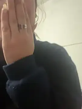 Mia--meow – webcam model profile photo Image 3