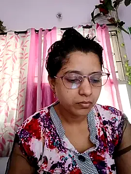 oxo_yuna_oxo – webcam model profile photo Image 8