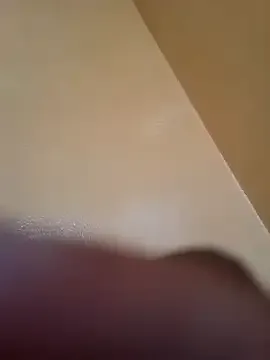 maataaan – webcam model profile photo Image 11